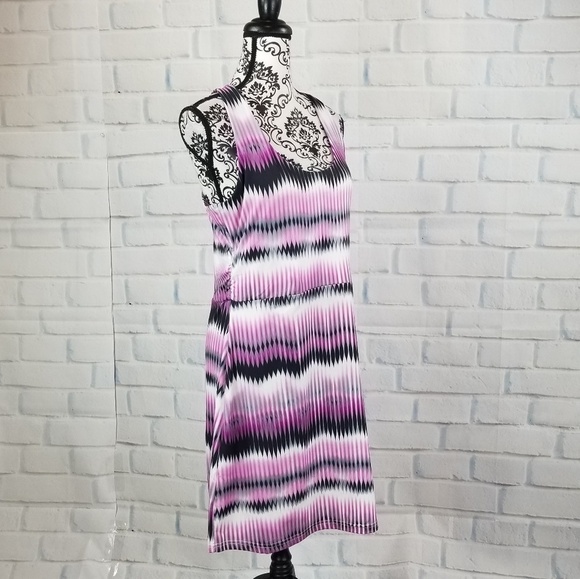 Tehama stretch knit size large geo print dress - Picture 4 of 8